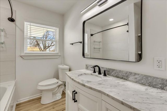 10407 Ridgeview Drive, Oklahoma City, OK 73120