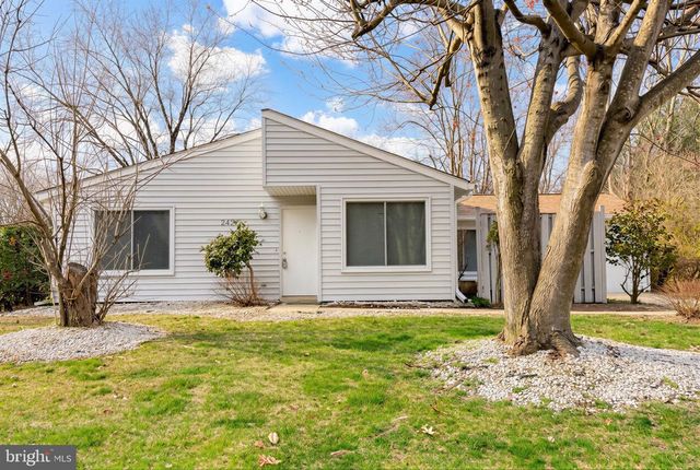 2498 WAKEFIELD CIR, Waldorf, MD 20602