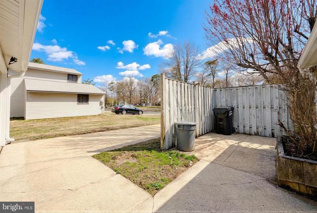 2498 WAKEFIELD CIR, Waldorf, MD 20602