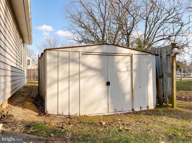 2498 WAKEFIELD CIR, Waldorf, MD 20602