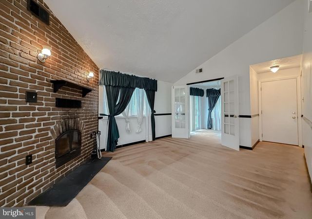 2498 WAKEFIELD CIR, Waldorf, MD 20602