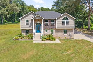 3771 Chapel Hill Rd, Clarksville, TN 37040