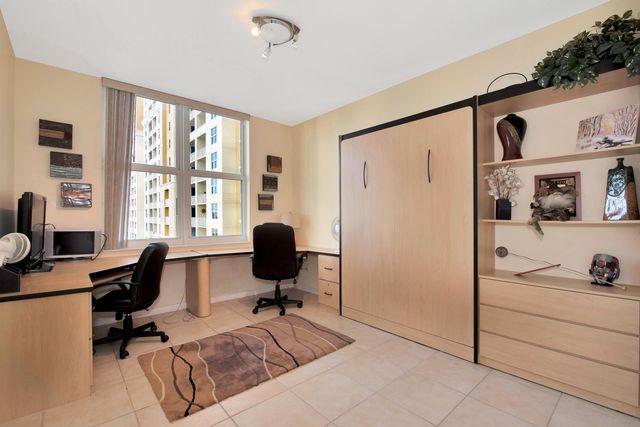 511 SE 5 Avenue 1217, Fort Lauderdale, FL 33301