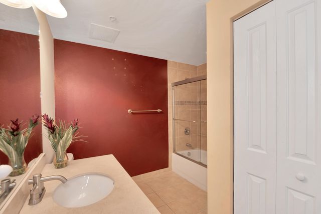 511 SE 5 Avenue 1217, Fort Lauderdale, FL 33301