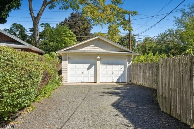 7 Tuxedo Rd, Glen Ridge Boro Twp., NJ 07028