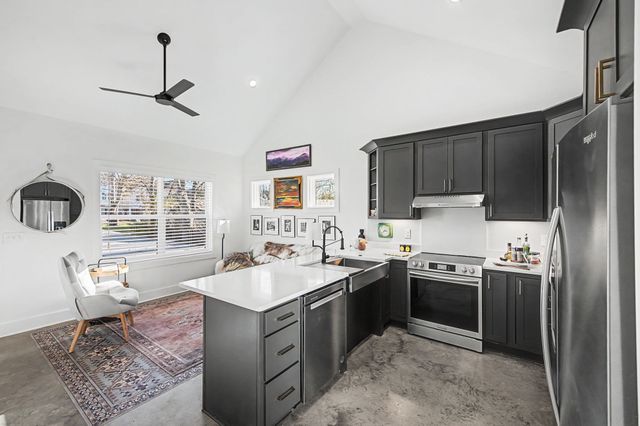 1813B Ashton Ave, Nashville, TN 37218