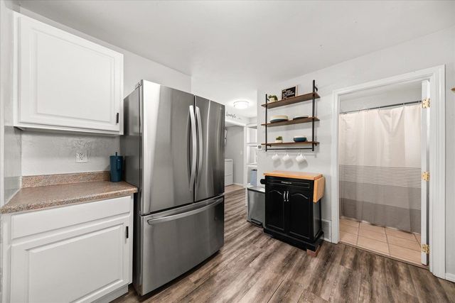 427 E Glass Ave, Spokane, WA 99207