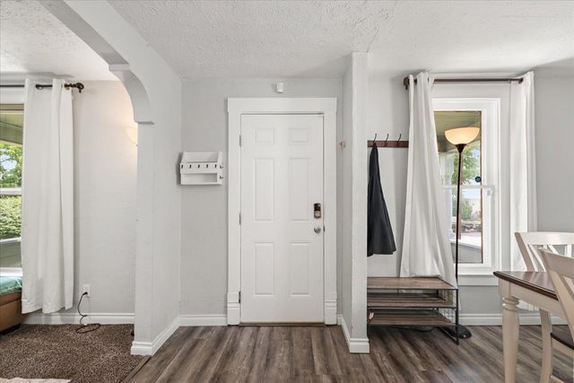 427 E Glass Ave, Spokane, WA 99207