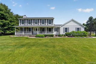 2724 Ore Valley Drive, Hartland, MI 48353