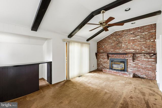 435 VALLEY RUN DR, Cherry Hill, NJ 08002