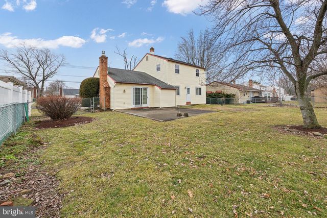 435 VALLEY RUN DR, Cherry Hill, NJ 08002