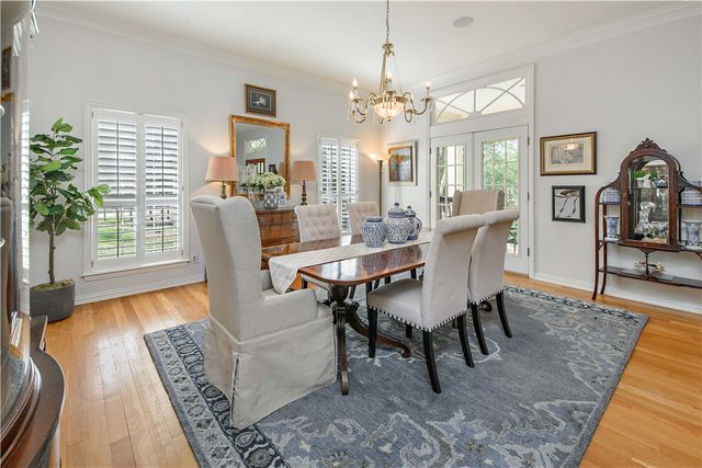 5821 Stallion Ridge, College Station, TX 77845