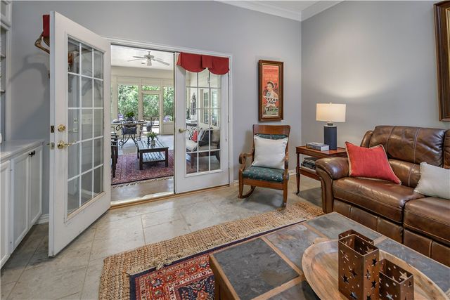 5821 Stallion Ridge, College Station, TX 77845