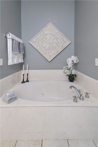 5821 Stallion Ridge, College Station, TX 77845