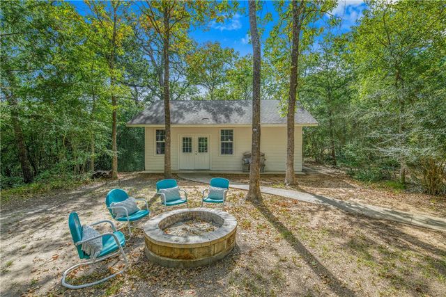 5821 Stallion Ridge, College Station, TX 77845