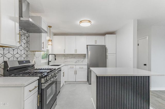 2758 Eldorado Road, Fayetteville, NC 28306