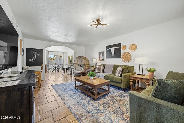 7521 E PRINCESS Drive, Mesa, AZ 85207