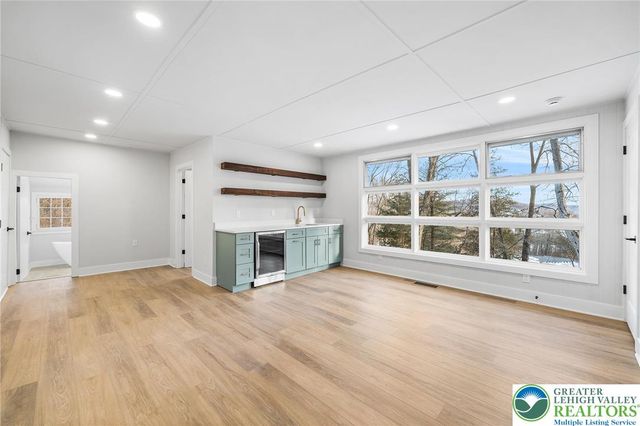 370 Raubsville Road, Williams Twp, PA 18042