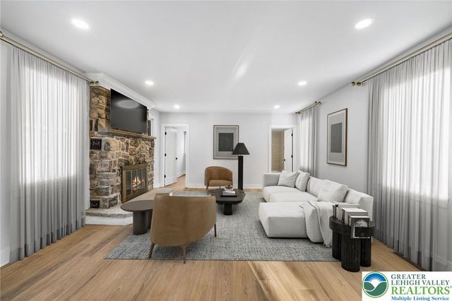 370 Raubsville Road, Williams Twp, PA 18042