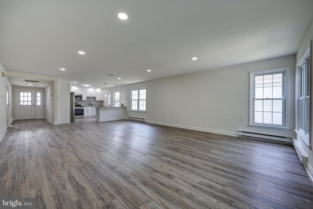 116 BUCKINGHAM DR, Southampton, NJ 08088