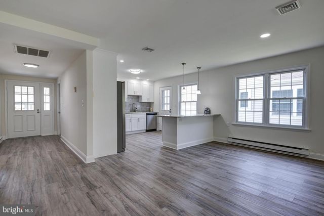 116 BUCKINGHAM DR, Southampton, NJ 08088
