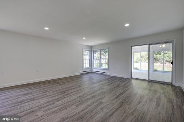 116 BUCKINGHAM DR, Southampton, NJ 08088