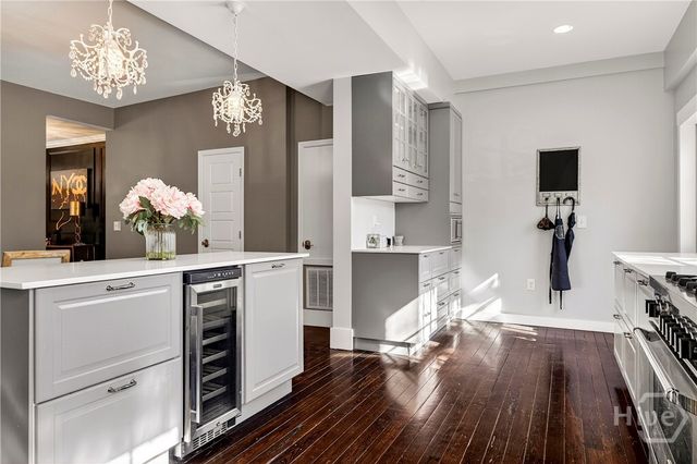 507 E Mcdonough Street, Savannah, GA 31401