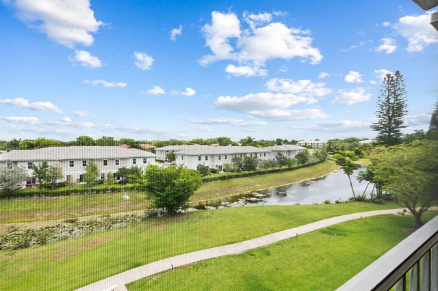 3535 Brokenwoods Drive 404, Coral Springs, FL 33065