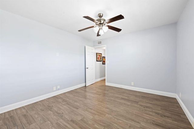 3535 Brokenwoods Drive 404, Coral Springs, FL 33065