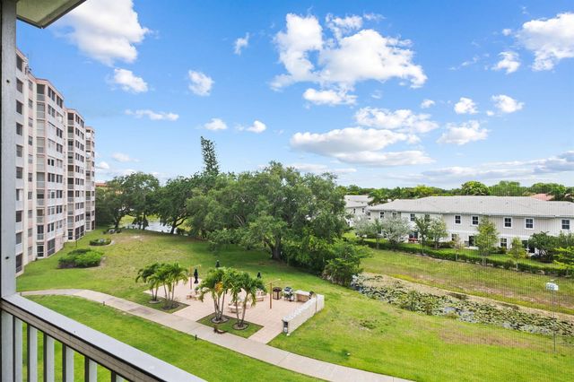 3535 Brokenwoods Drive 404, Coral Springs, FL 33065
