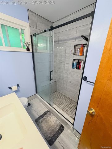 25306 Kildare Street, Southfield, MI 48033