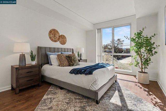 1655 N California Boulevard 114, Walnut Creek, CA 94596