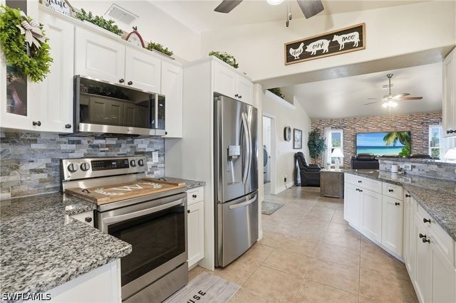 2823 NW Juanita PL, Cape Coral, FL 33993