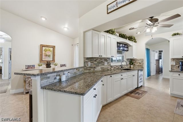2823 NW Juanita PL, Cape Coral, FL 33993