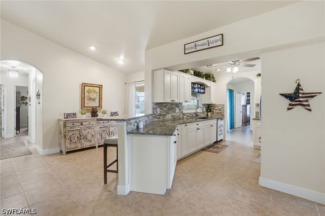 2823 NW Juanita PL, Cape Coral, FL 33993