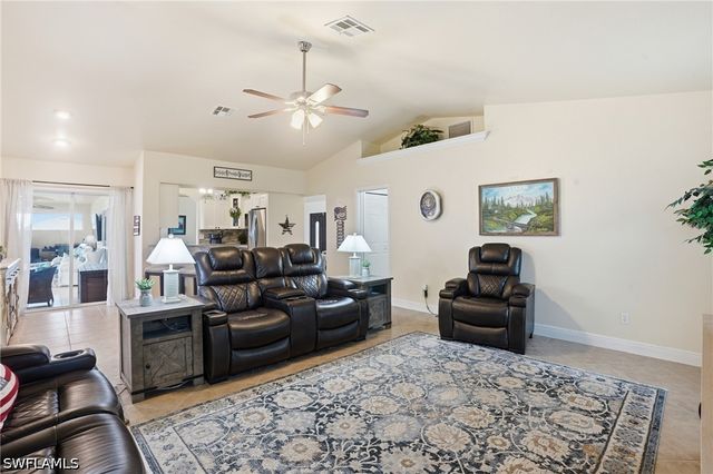 2823 NW Juanita PL, Cape Coral, FL 33993