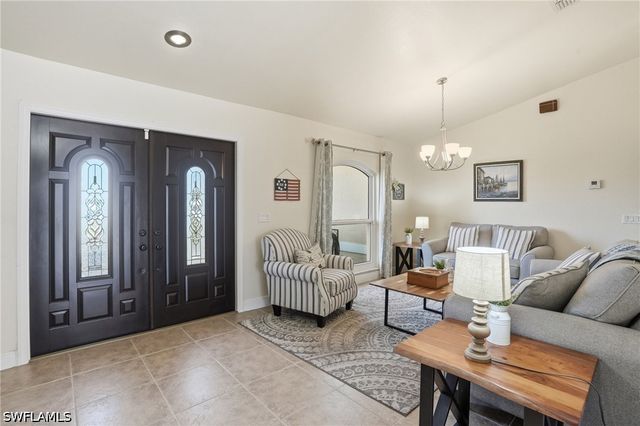 2823 NW Juanita PL, Cape Coral, FL 33993