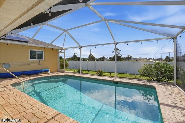 2823 NW Juanita PL, Cape Coral, FL 33993