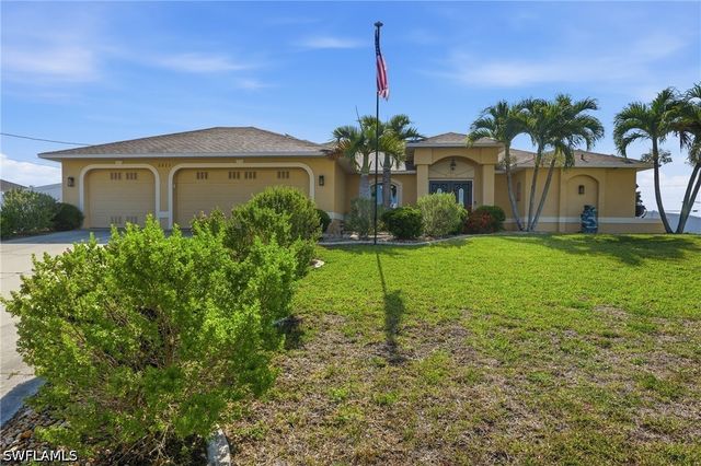 2823 NW Juanita PL, Cape Coral, FL 33993