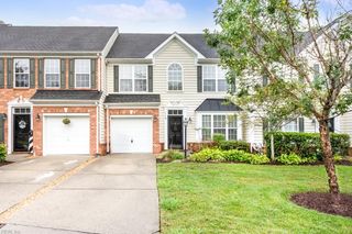 119 Daniels DR, Yorktown, VA 23690