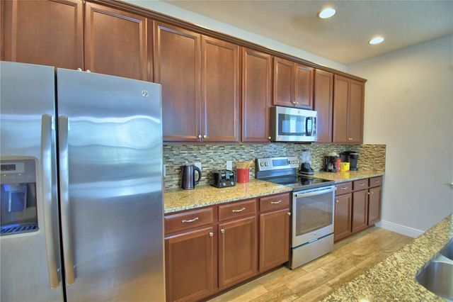 193 ABERDEEN STREET, Davenport, FL 33896