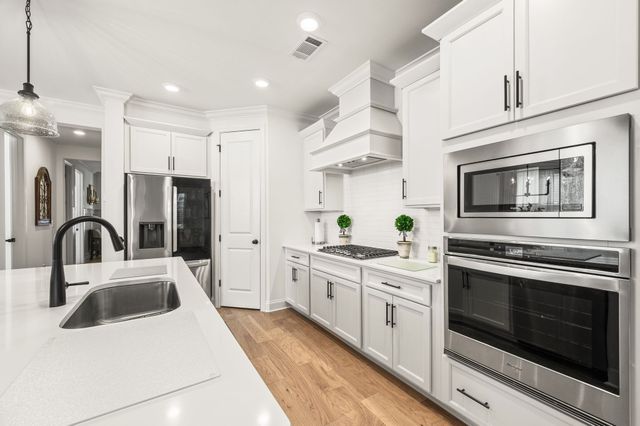 3015 Shandor St, Spring Hill, TN 37174