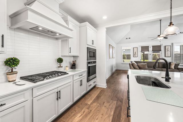 3015 Shandor St, Spring Hill, TN 37174