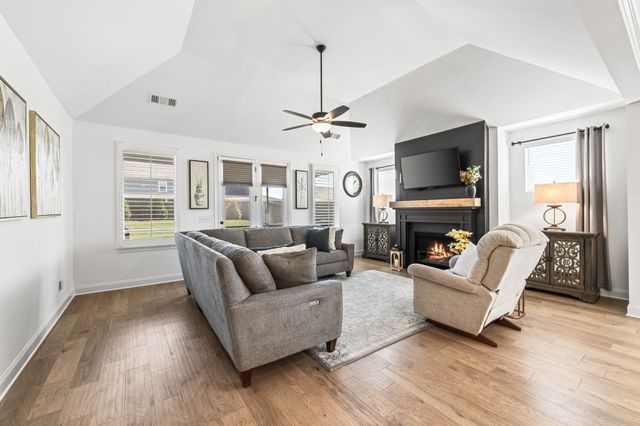 3015 Shandor St, Spring Hill, TN 37174