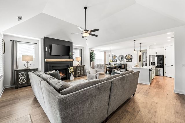 3015 Shandor St, Spring Hill, TN 37174