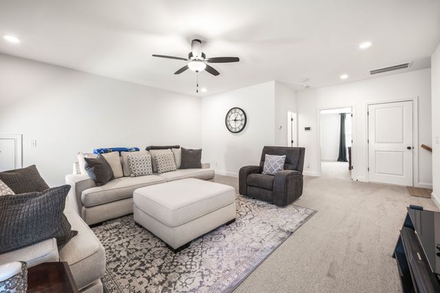 3015 Shandor St, Spring Hill, TN 37174