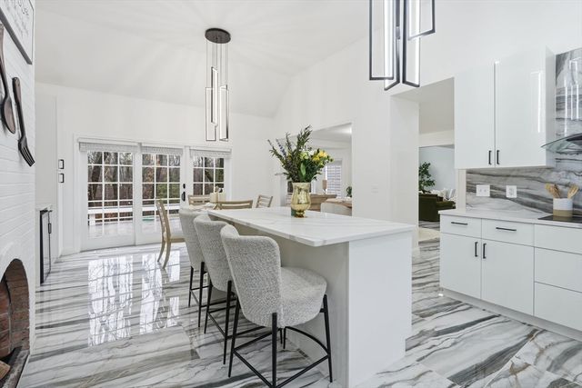 30 Anne Rd, North Andover, MA 01845