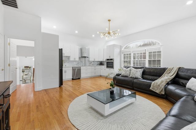 30 Anne Rd, North Andover, MA 01845
