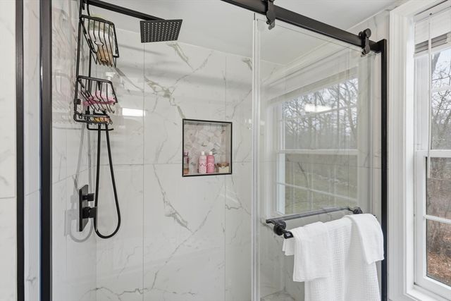 30 Anne Rd, North Andover, MA 01845