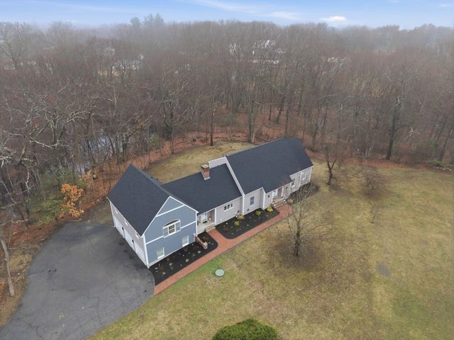 30 Anne Rd, North Andover, MA 01845